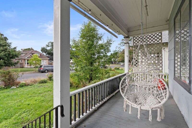 1218 W Grace Ave - Photo 3 of 35