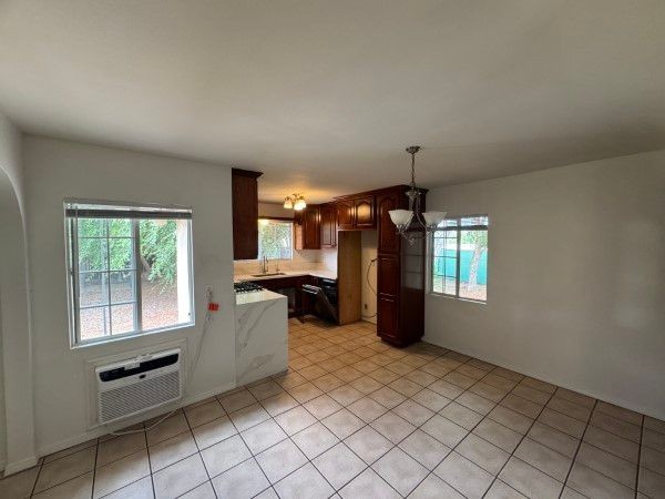5643 W Phillips Blvd - Photo 4 of 7