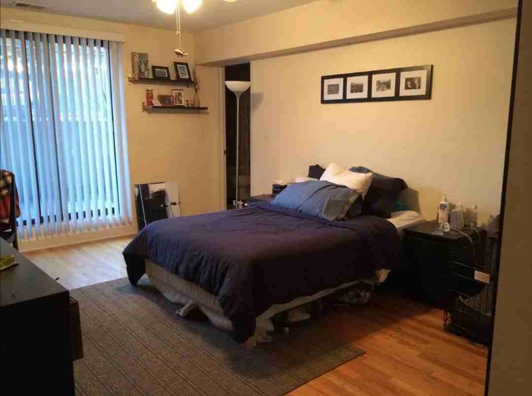 1711 W Jarvis Ave #304 - Photo 2 of 10