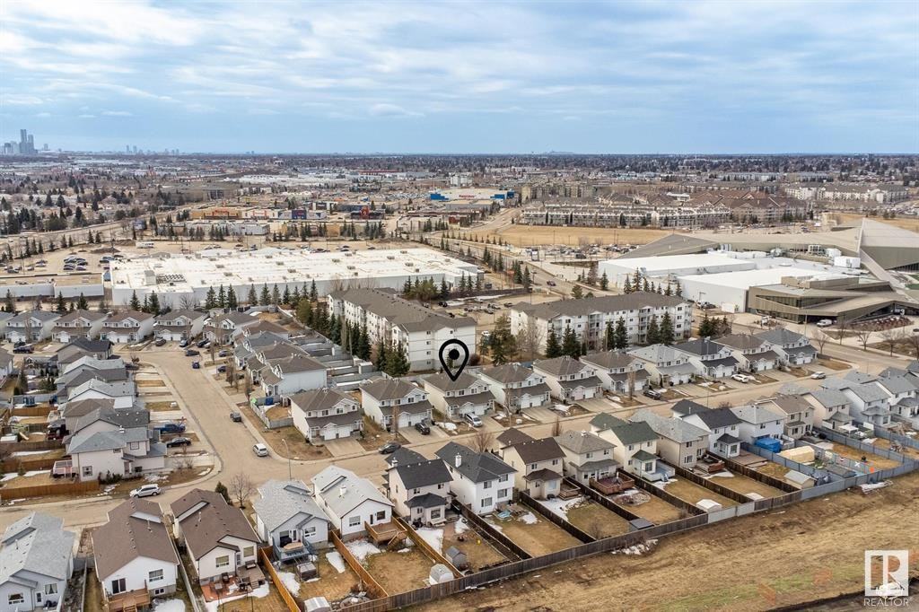 13840 37 St Nw - Photo 2 of 15