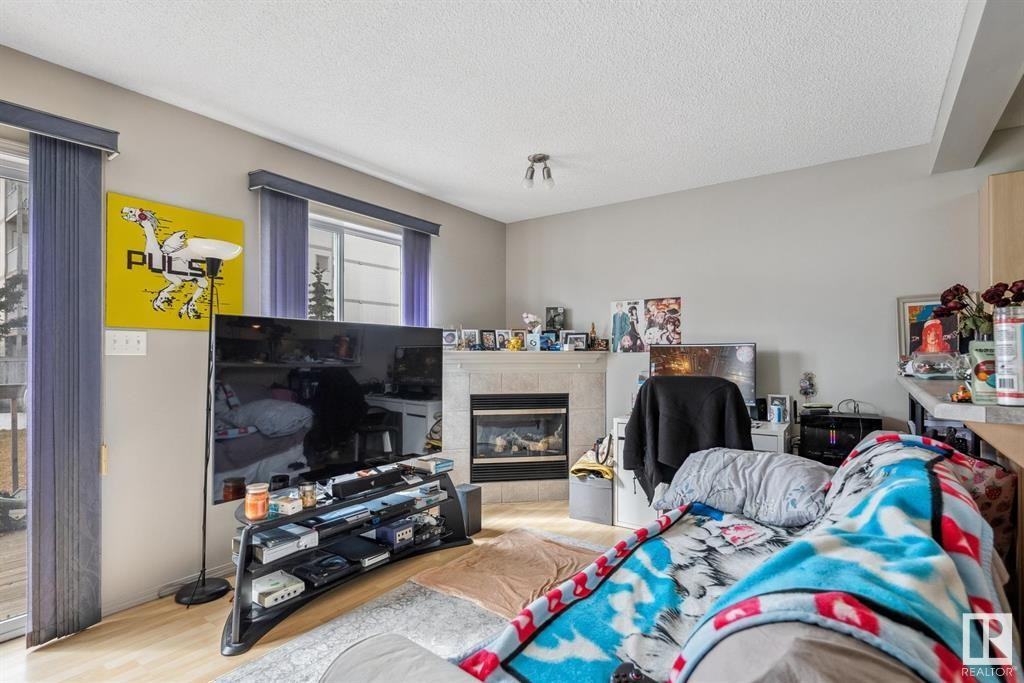 13840 37 St Nw - Photo 3 of 15