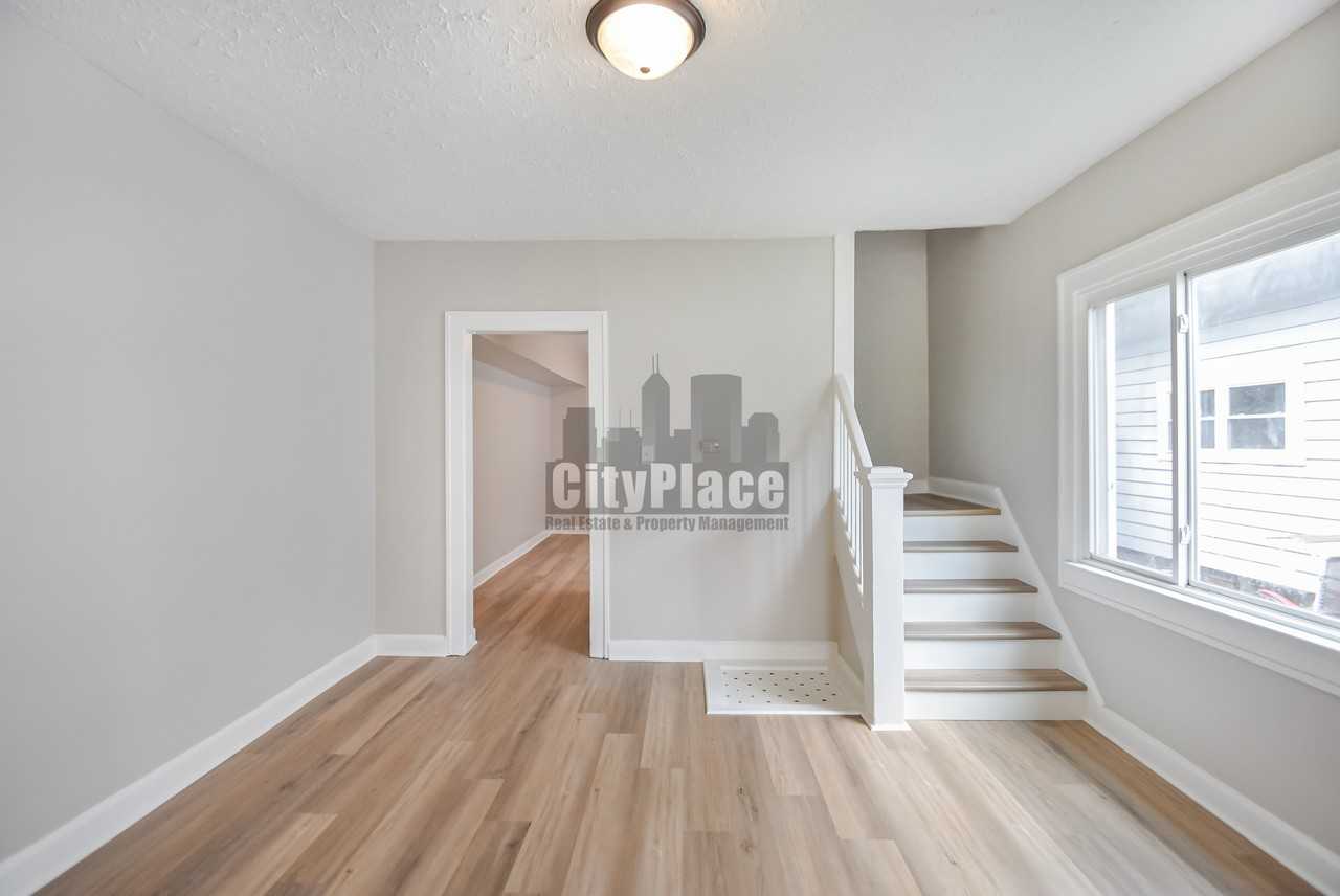 608 N Oakland Ave - Photo 7 of 23