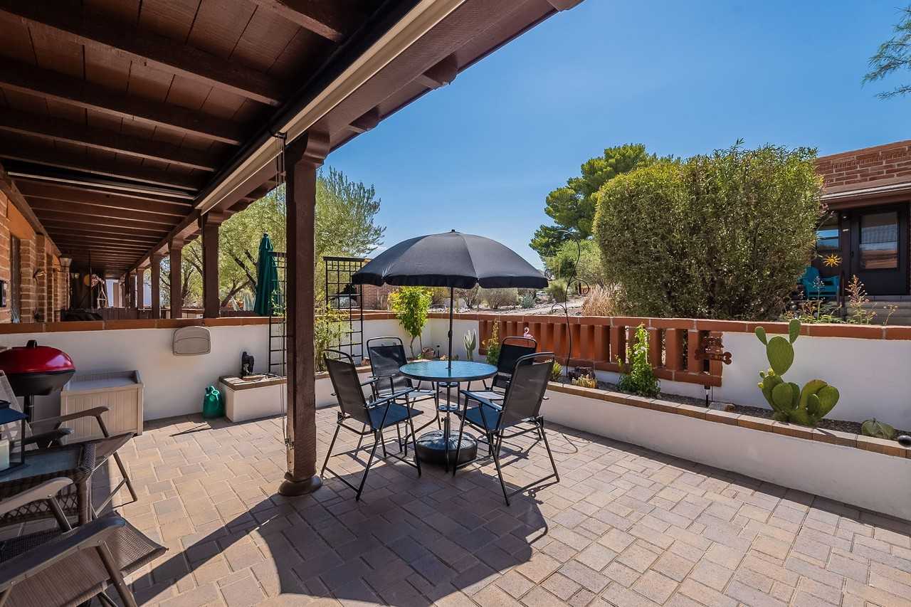 387 S Paseo Tierra #A - Photo 2 of 33