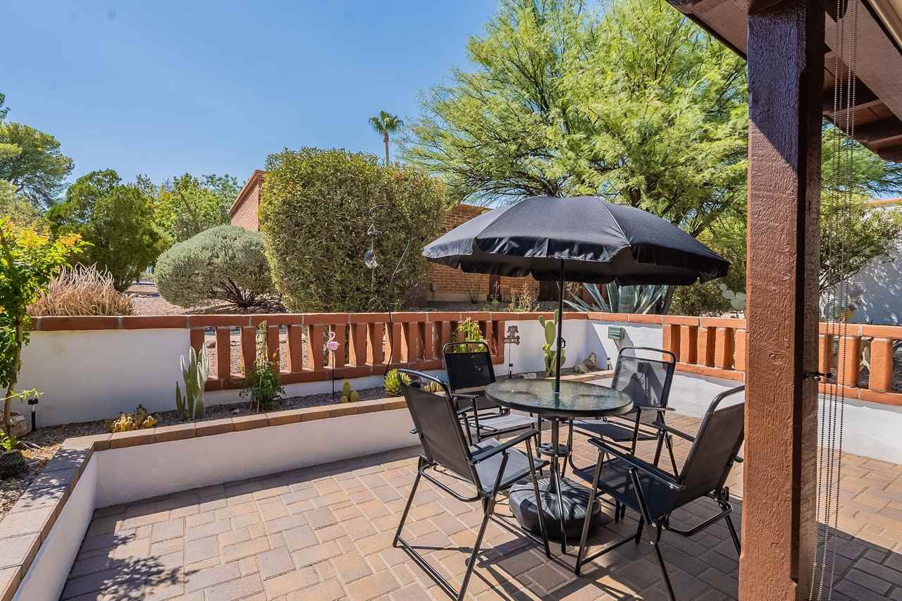 387 S Paseo Tierra #A - Photo 4 of 33