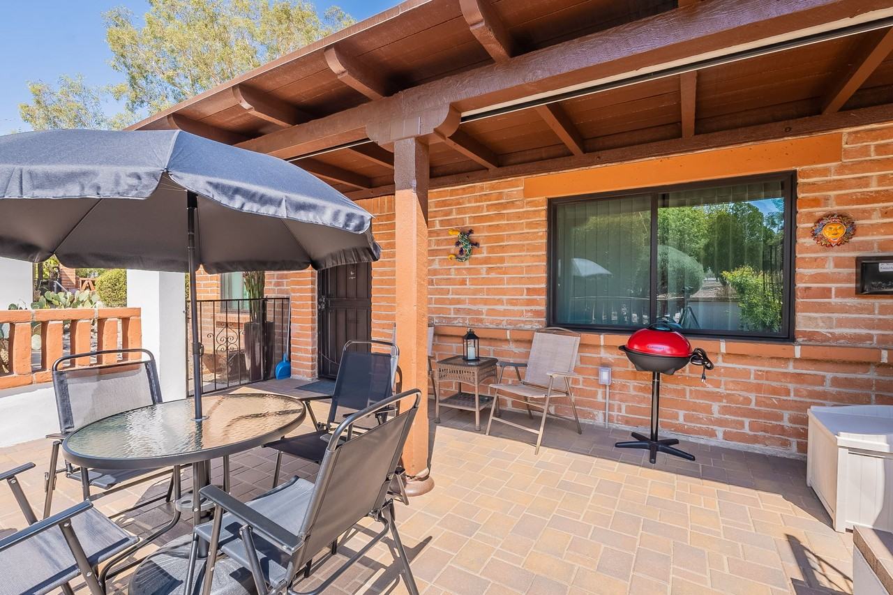 387 S Paseo Tierra #A - Photo 5 of 33