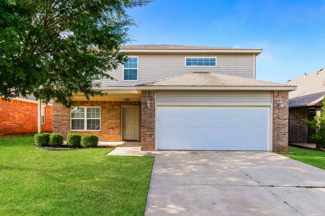 2416 Nw 195th St - Photo 4 of 20