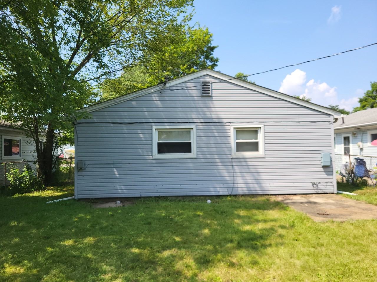 8152 Nightingale Street - Photo 2 of 11