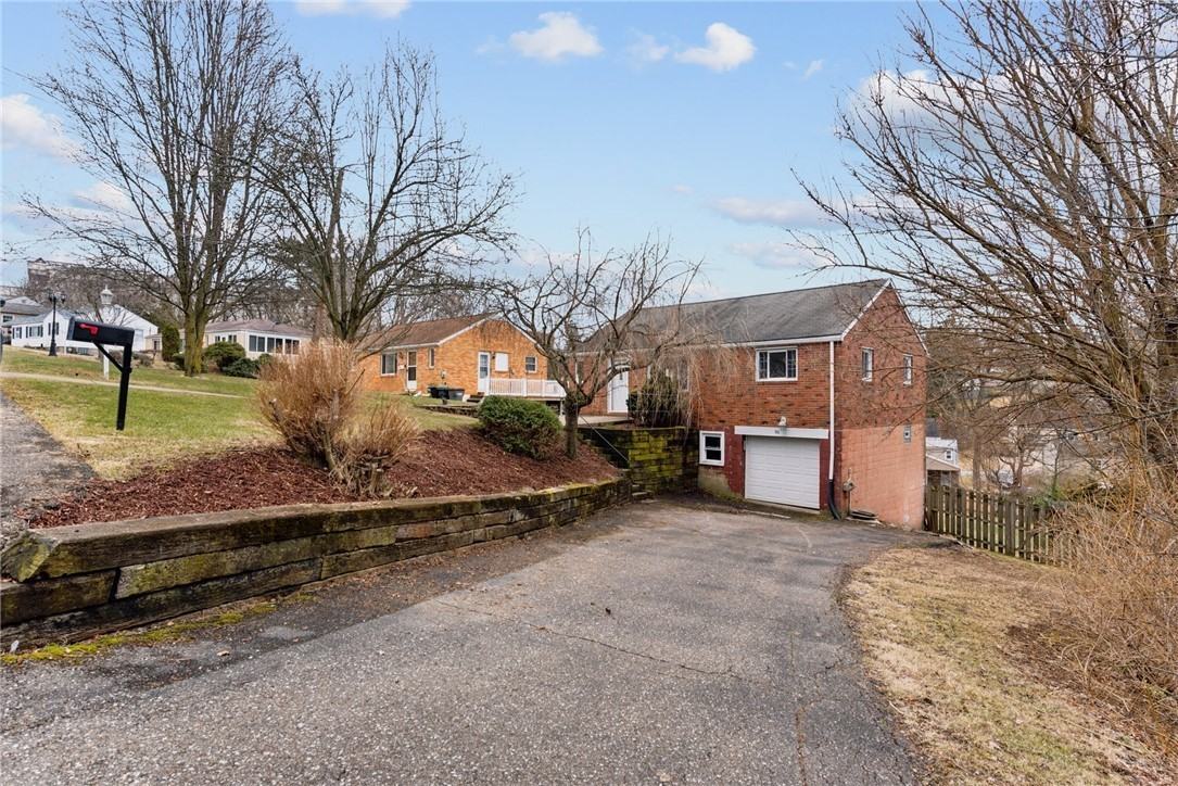 95 Bartley Rd - Photo 2 of 19