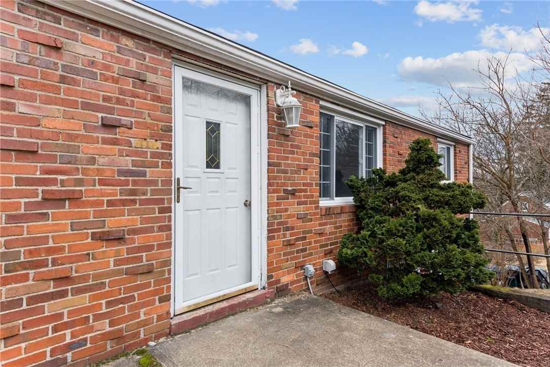 95 Bartley Rd - Photo 3 of 19