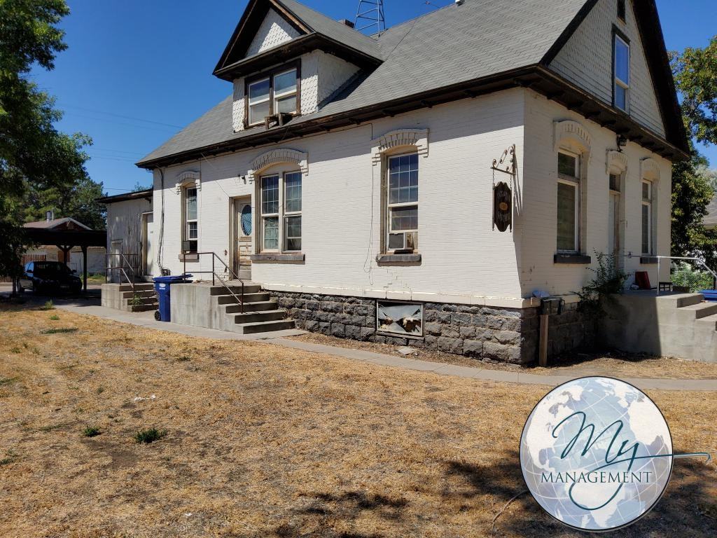 350 5Th Ave E - Photo 2 of 4