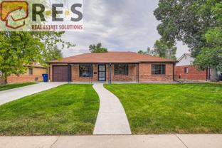 884 Troy St - Photo 1 of 1