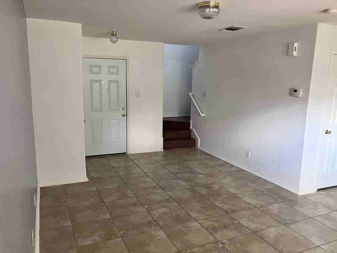 6614 Buckhorn Clf #NA - Photo 3 of 33
