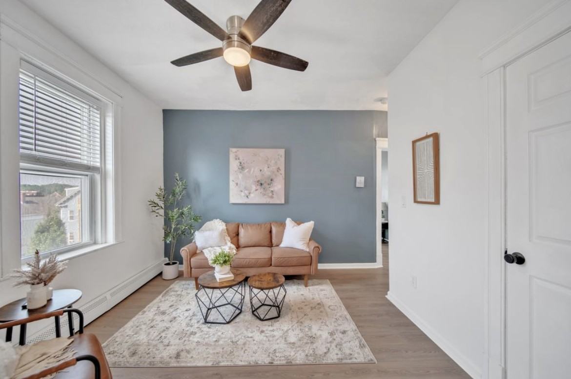 Irving St #1 - Photo 2 of 6