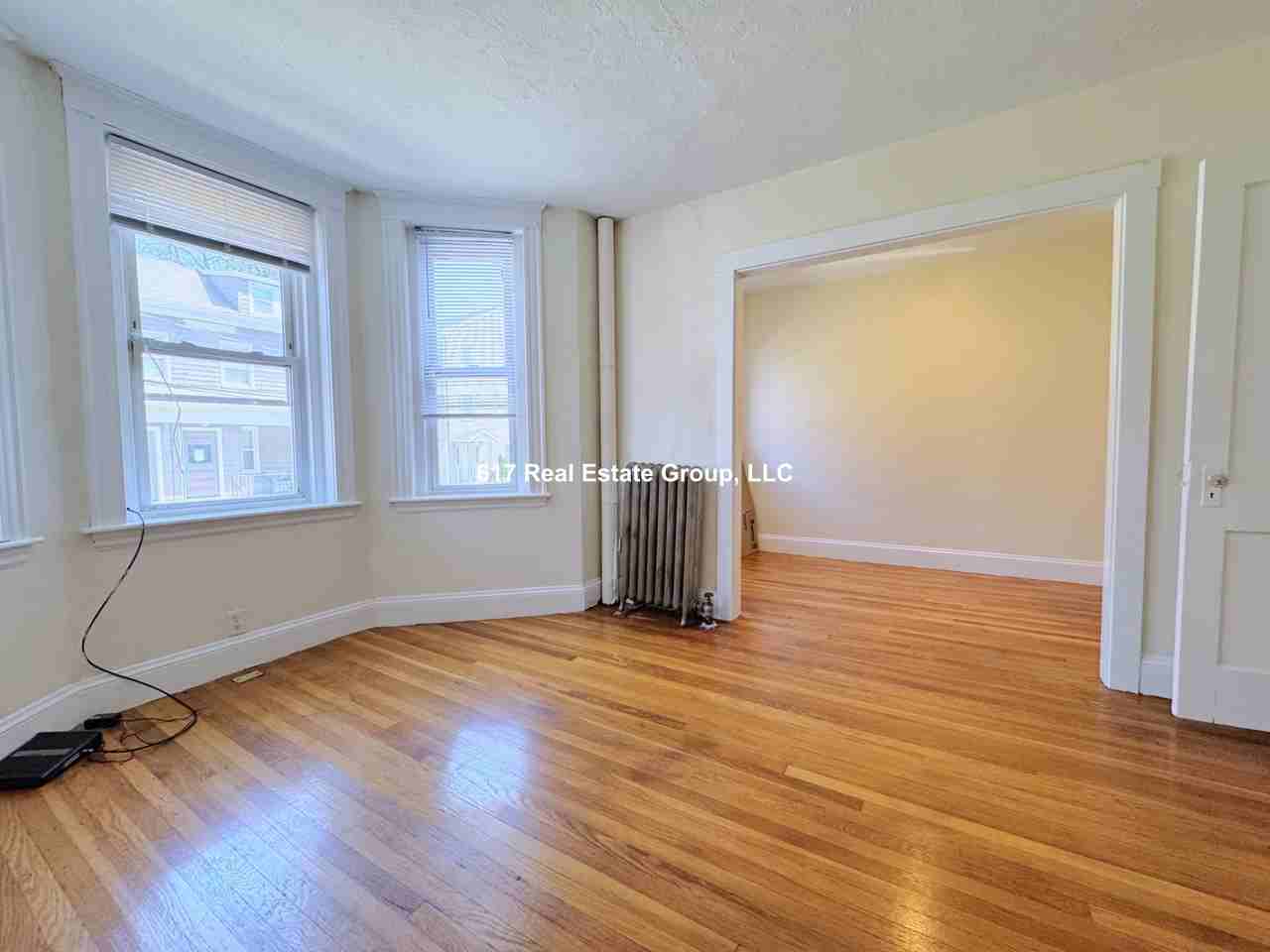 11 Barrows St #1 - Photo 6 of 11