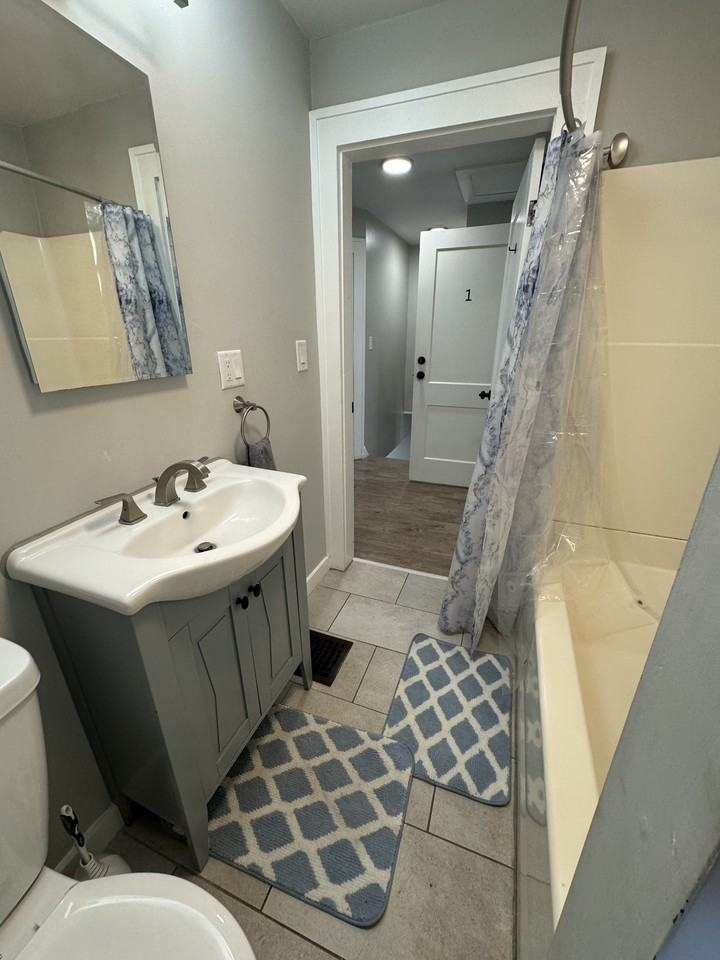 1230 N Kealing Ave - Photo 5 of 14