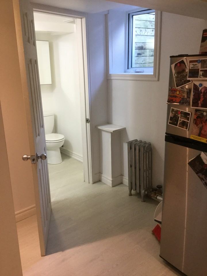 395 Vaughan Road - Photo 4 of 7