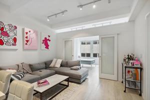 featured image of 90 William St #11G