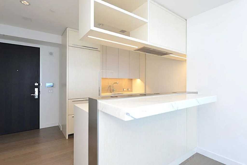 252 South St #46M - Photo 4 of 8