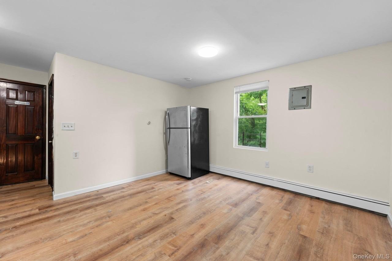 14419 111th Ave - Photo 7 of 10