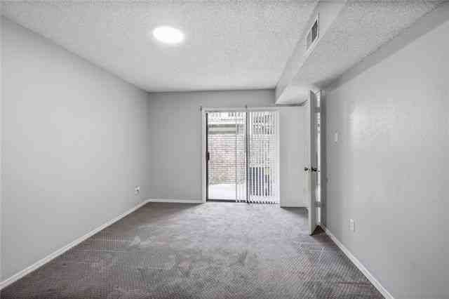 2912 MANHATTAN BLVD Boulevard #133 - Photo 5 of 23