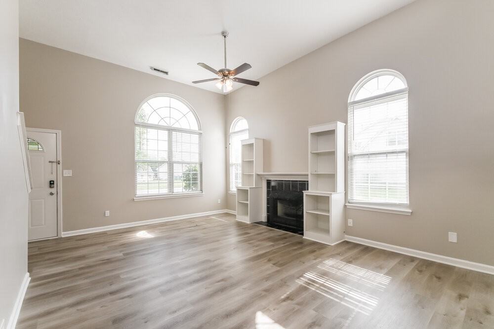 17124 Rushmore Dr - Photo 5 of 17