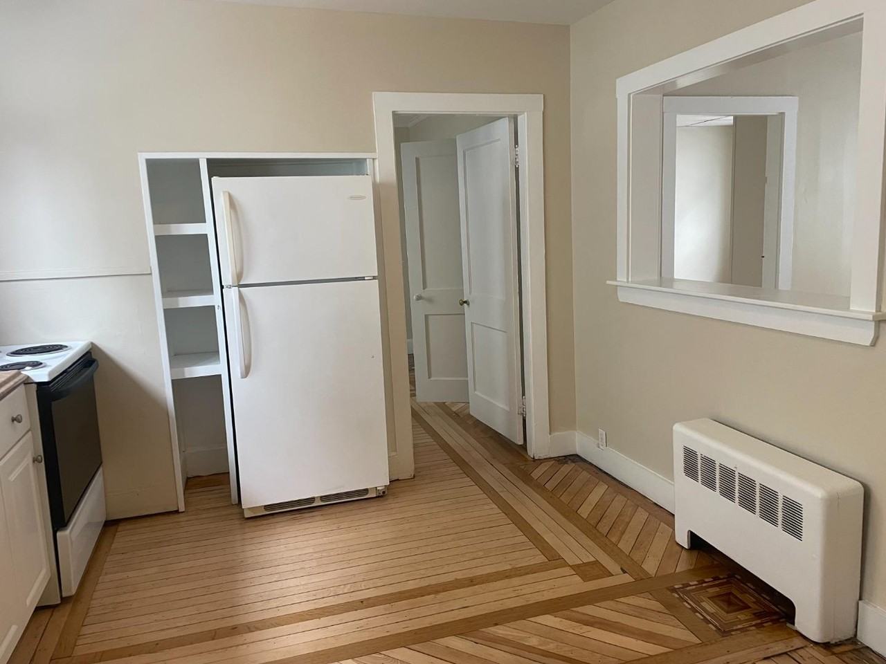 526 Washington Ave - Photo 3 of 10