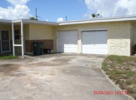 featured image of 2537 Coral Way West