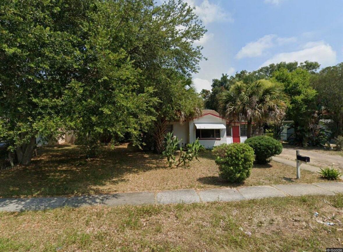 840 Magnolia Ave - Photo 2 of 2