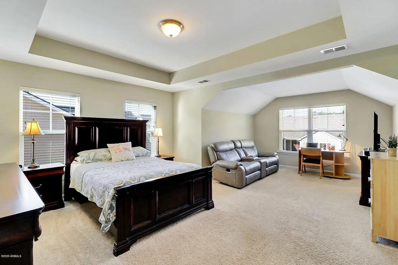 209 Waterstone Way - Photo 7 of 20