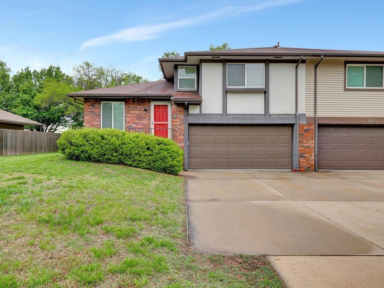 1315 N Denene St - Photo 3 of 20