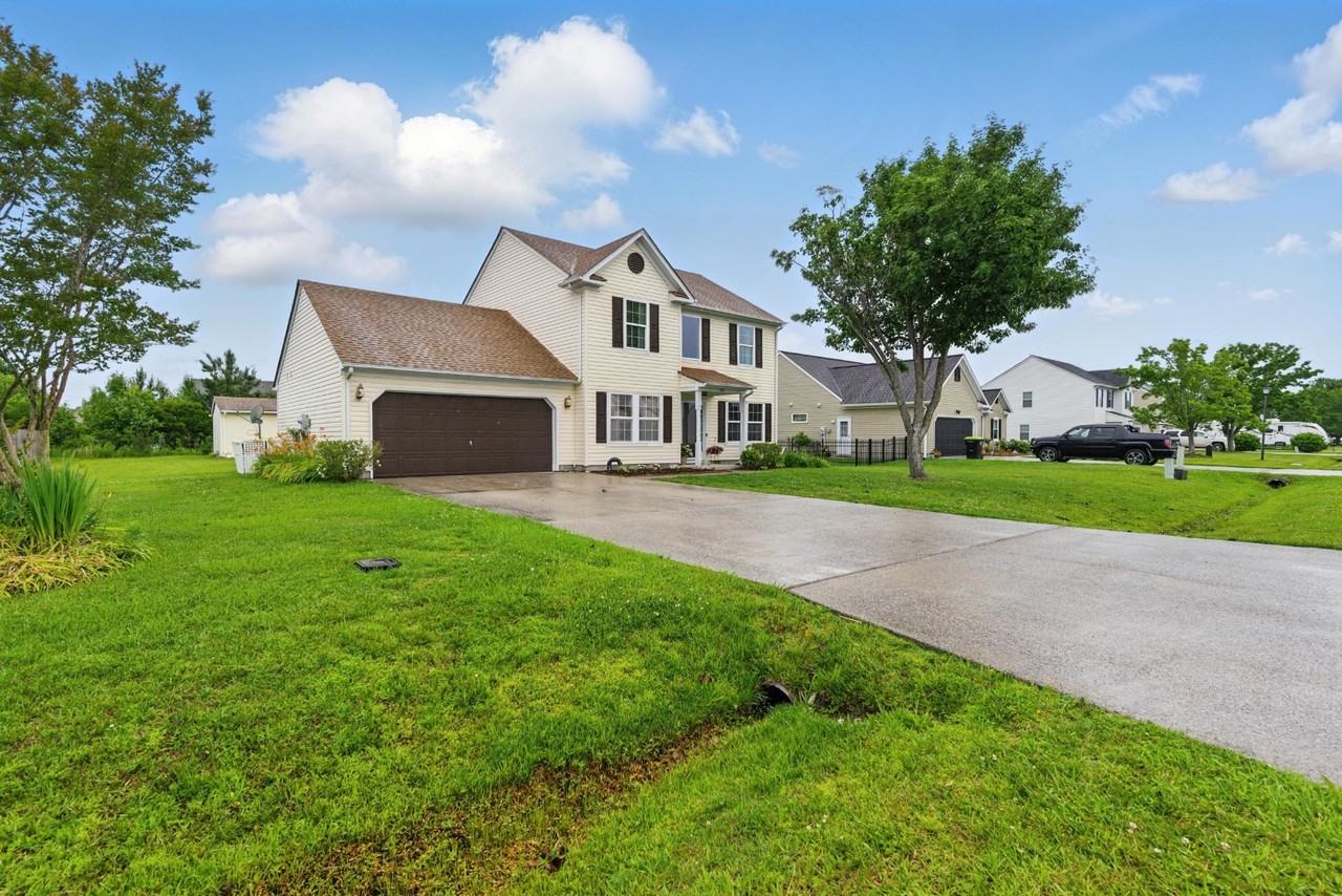 182 Eagle Creek Rd - Photo 3 of 20