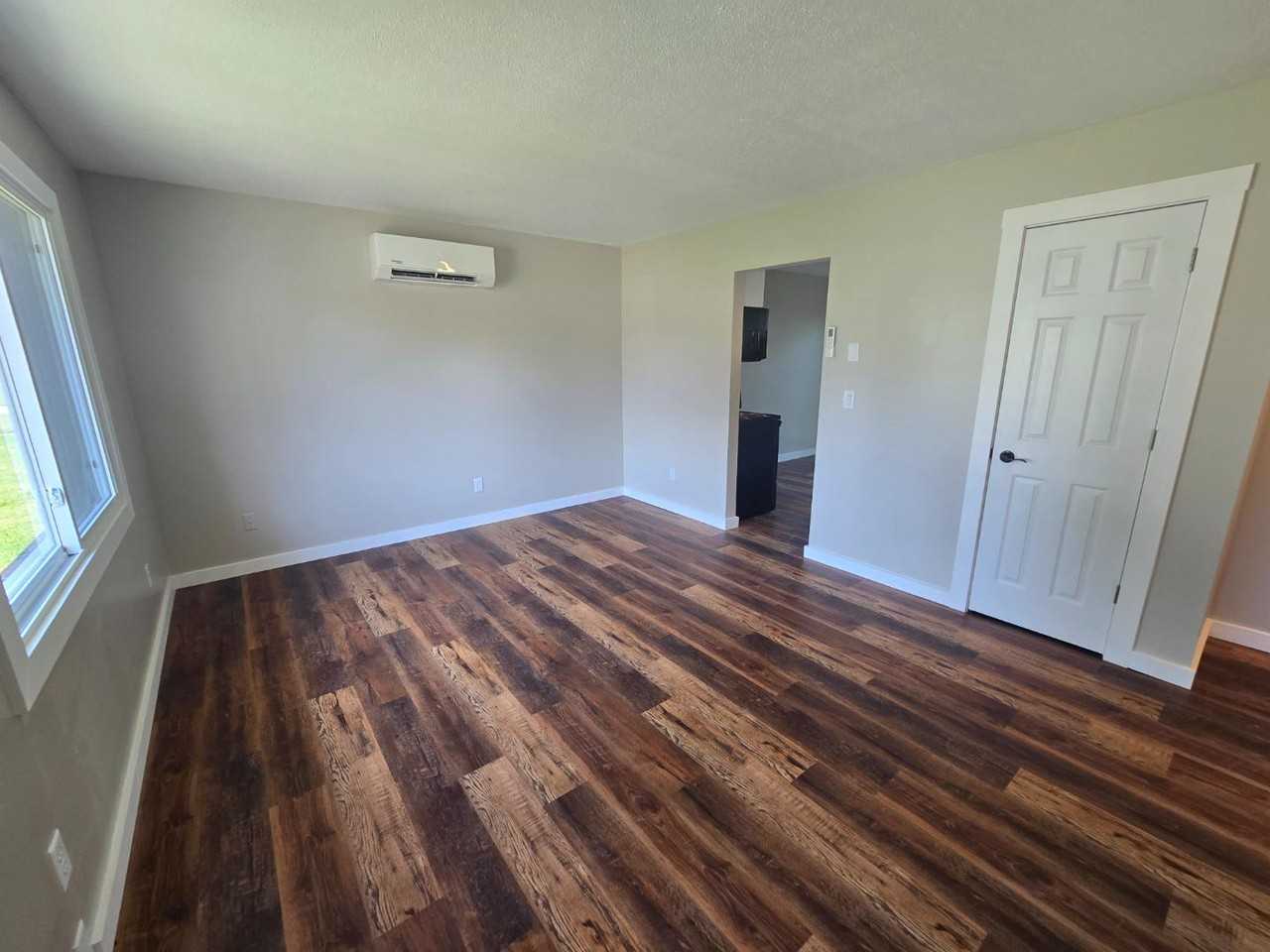 614 Fishlock Avenue - Photo 2 of 10