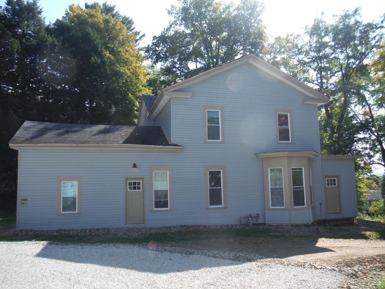 529-531 Terrace - Photo 3 of 16