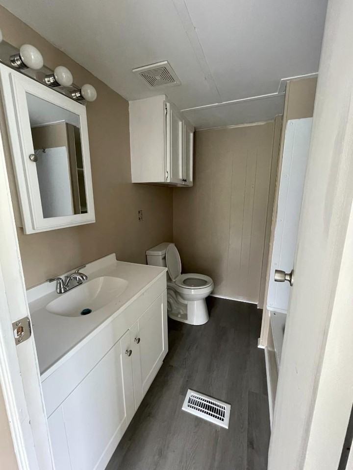 110 Jay Ct - Photo 5 of 12
