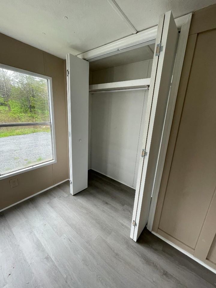 110 Jay Ct - Photo 7 of 12