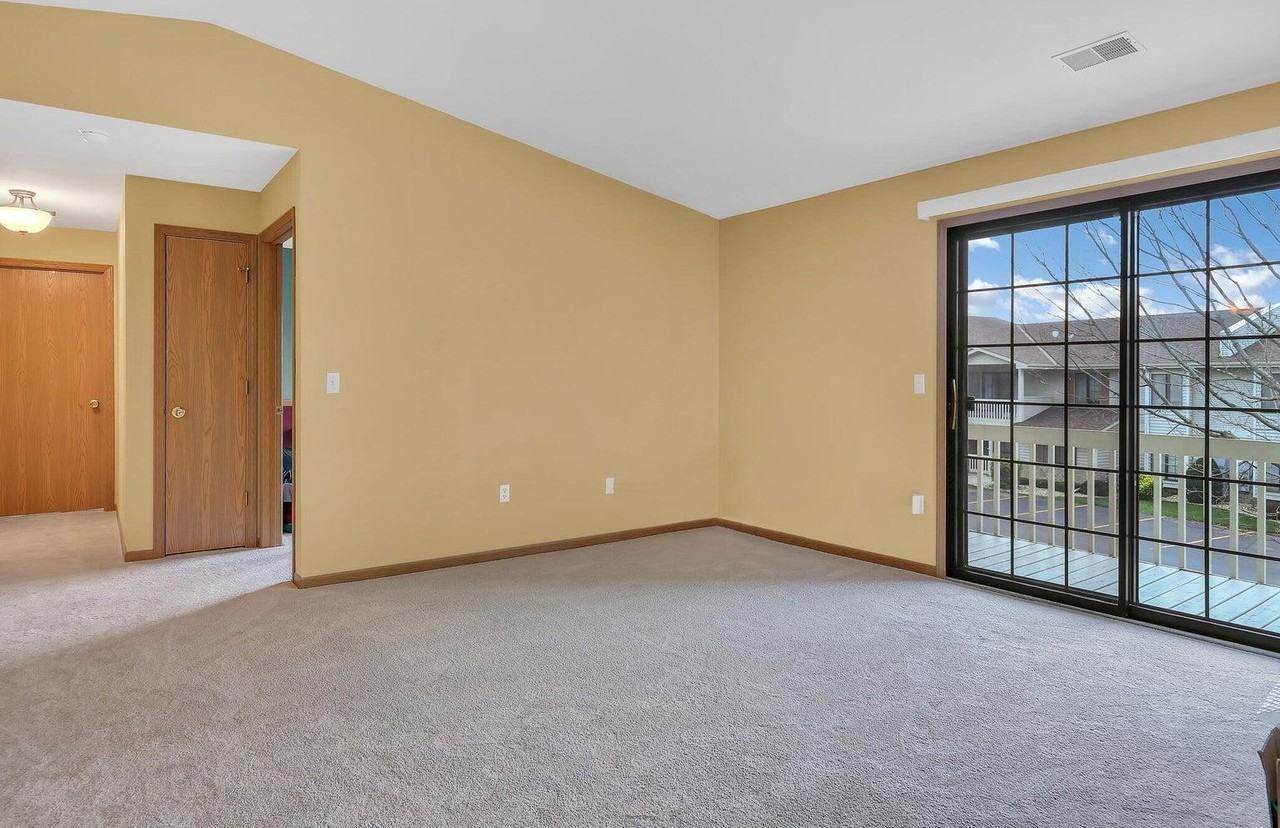 7106 98th Ave - Photo 7 of 11