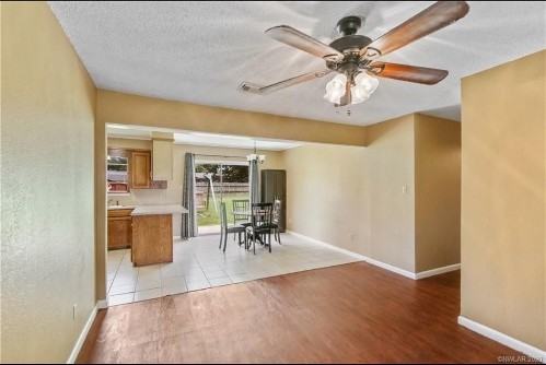 2041 Orbit Dr - Photo 6 of 20