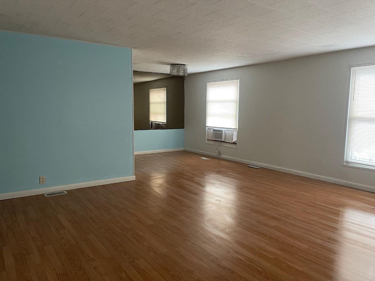 1021 Wingo Dr - Photo 3 of 7