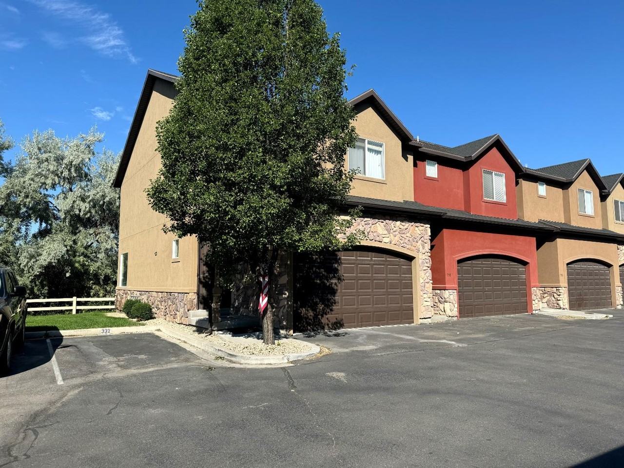 362 S 790 W - Photo 2 of 20