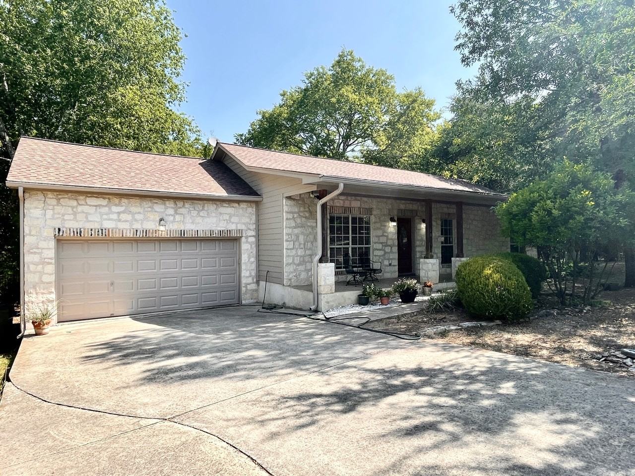 104 Bermuda Dr - Photo 5 of 11