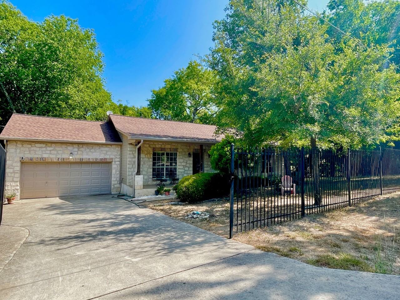 104 Bermuda Dr - Photo 6 of 11