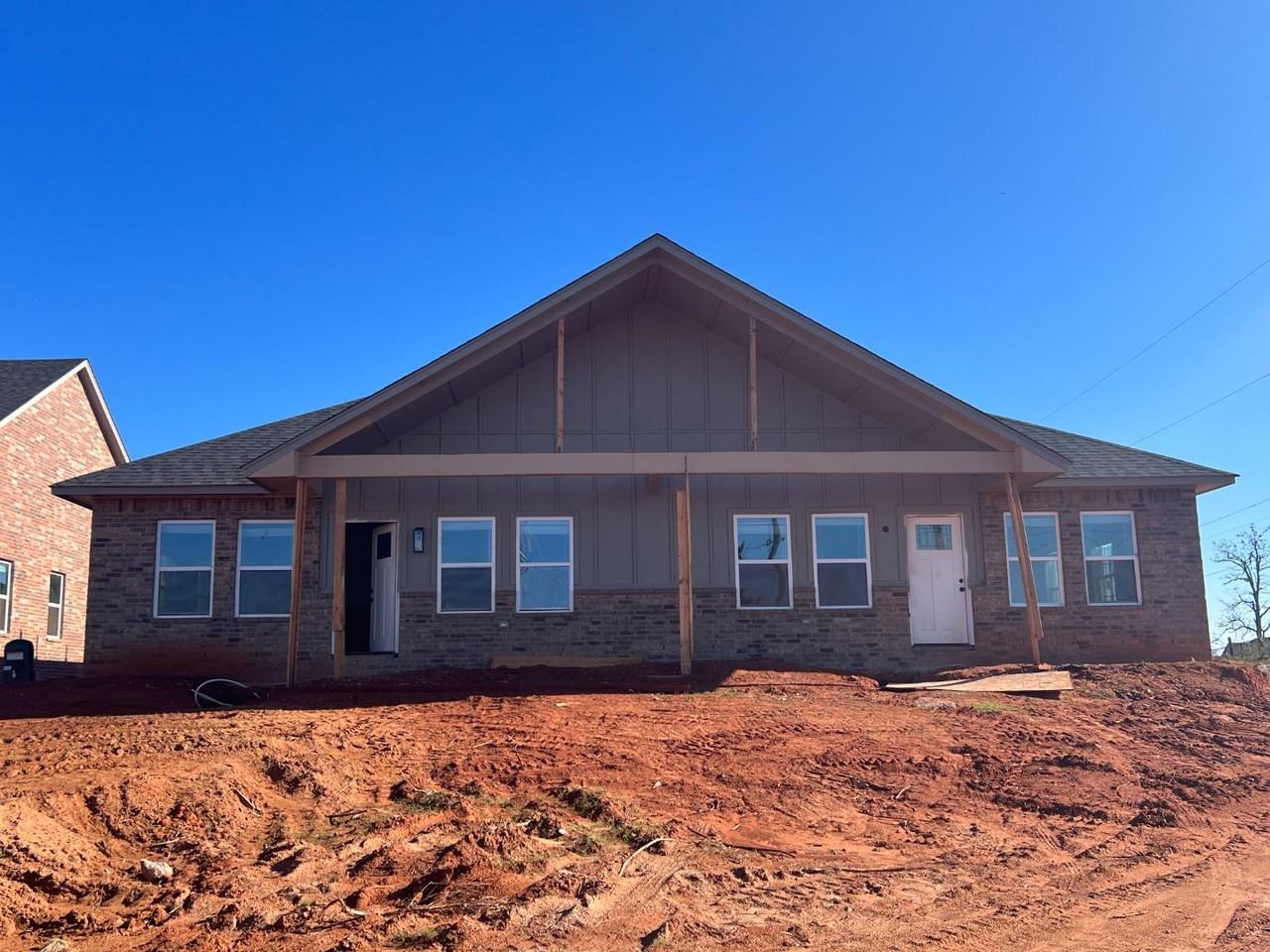 2528 N Main St - Photo 2 of 7