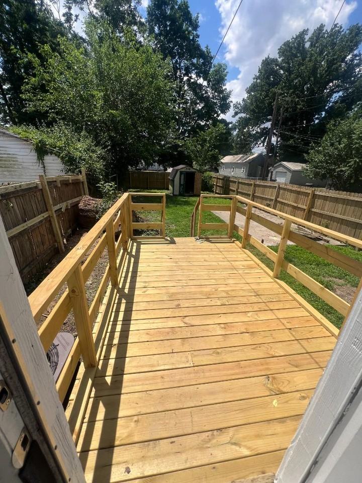 1301 E Illinois St - Photo 2 of 20