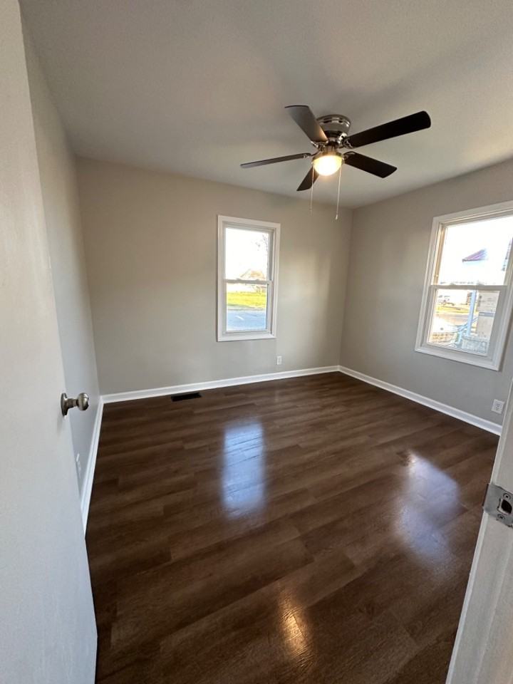 3022 N Fulton Ave - Photo 7 of 15