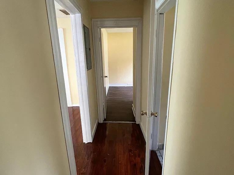 1362 West 25th Street - Photo 5 of 11