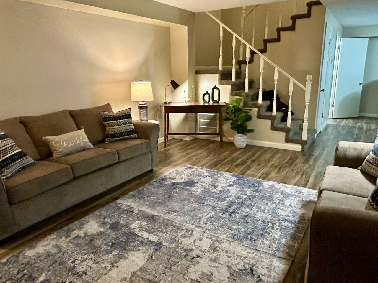 917 Davis Boulevard - Photo 2 of 50