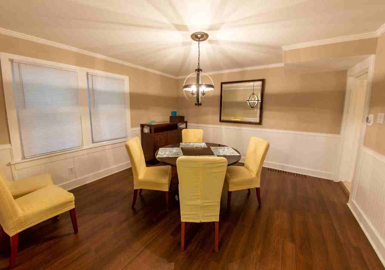 109 S Russell Ave - Photo 3 of 18