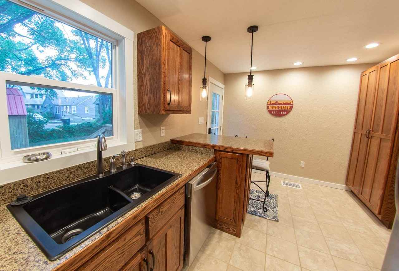 109 S Russell Ave - Photo 7 of 18