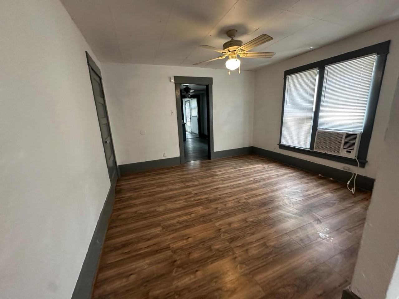 Terry's Ave B - Photo 6 of 10