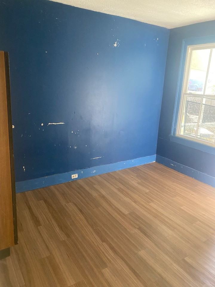 1327 Ruffner Pl - Photo 5 of 11